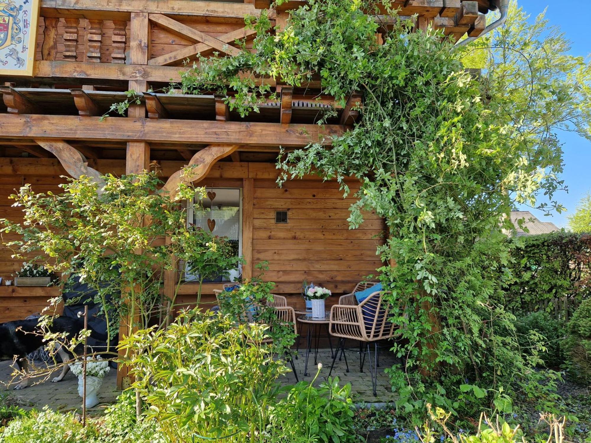 Ferienhaus Eifelgluehen Моншау Экстерьер фото
